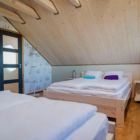 Mere Puhkemaja * Kungla