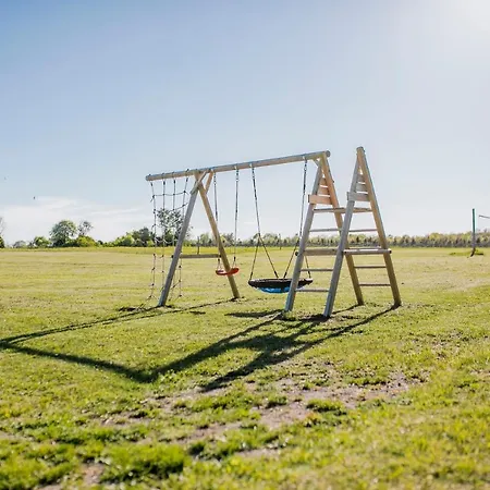 Mere Puhkemaja Kungla