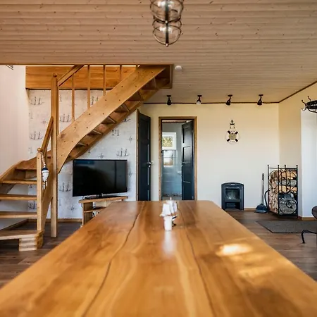 Mere Puhkemaja Feriehus *