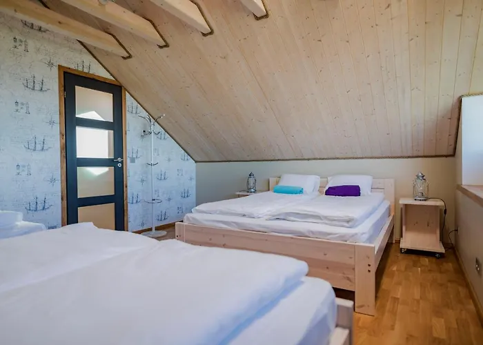 Mere Puhkemaja * Kungla