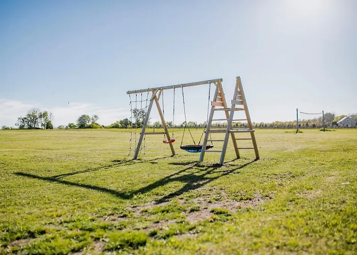 Mere Puhkemaja Kungla