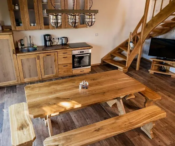 Mere Puhkemaja Vikendica Kungla